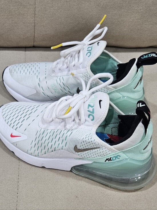 Nike Shoes - Nike Air Max 270 Women's White Mint and Teal Sneakers SIZE 7